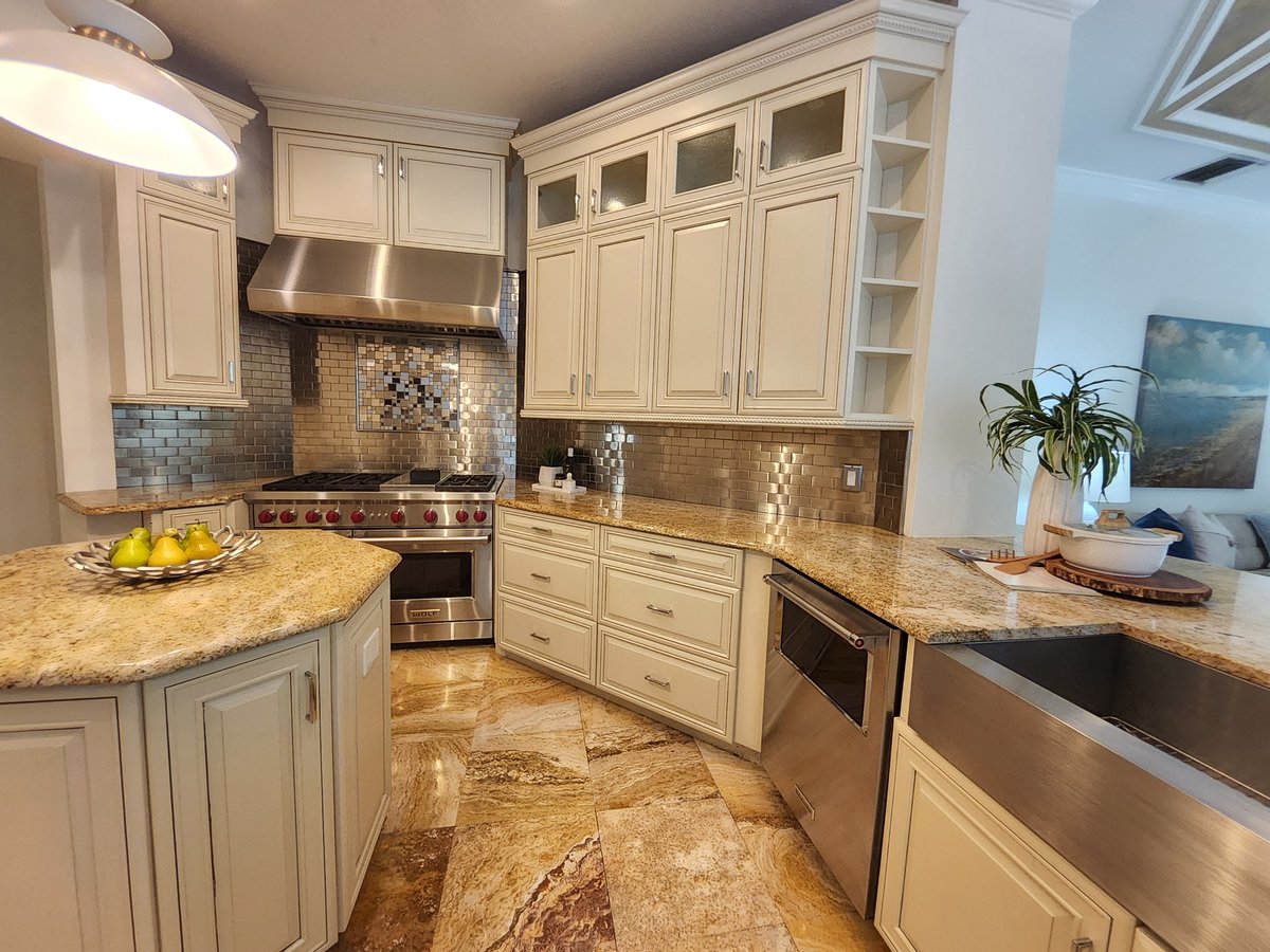 Tampa Brewster Interior View 9